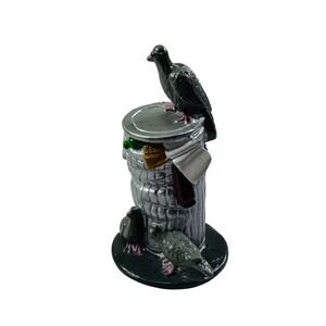 Homies Series 6 "Homie Pigeon Trash Can Mini Figure